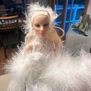 Tonner doll limited edition Swan